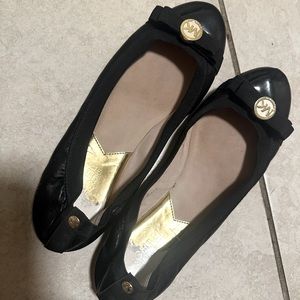 Michael Kors black ballet flats / loafers
